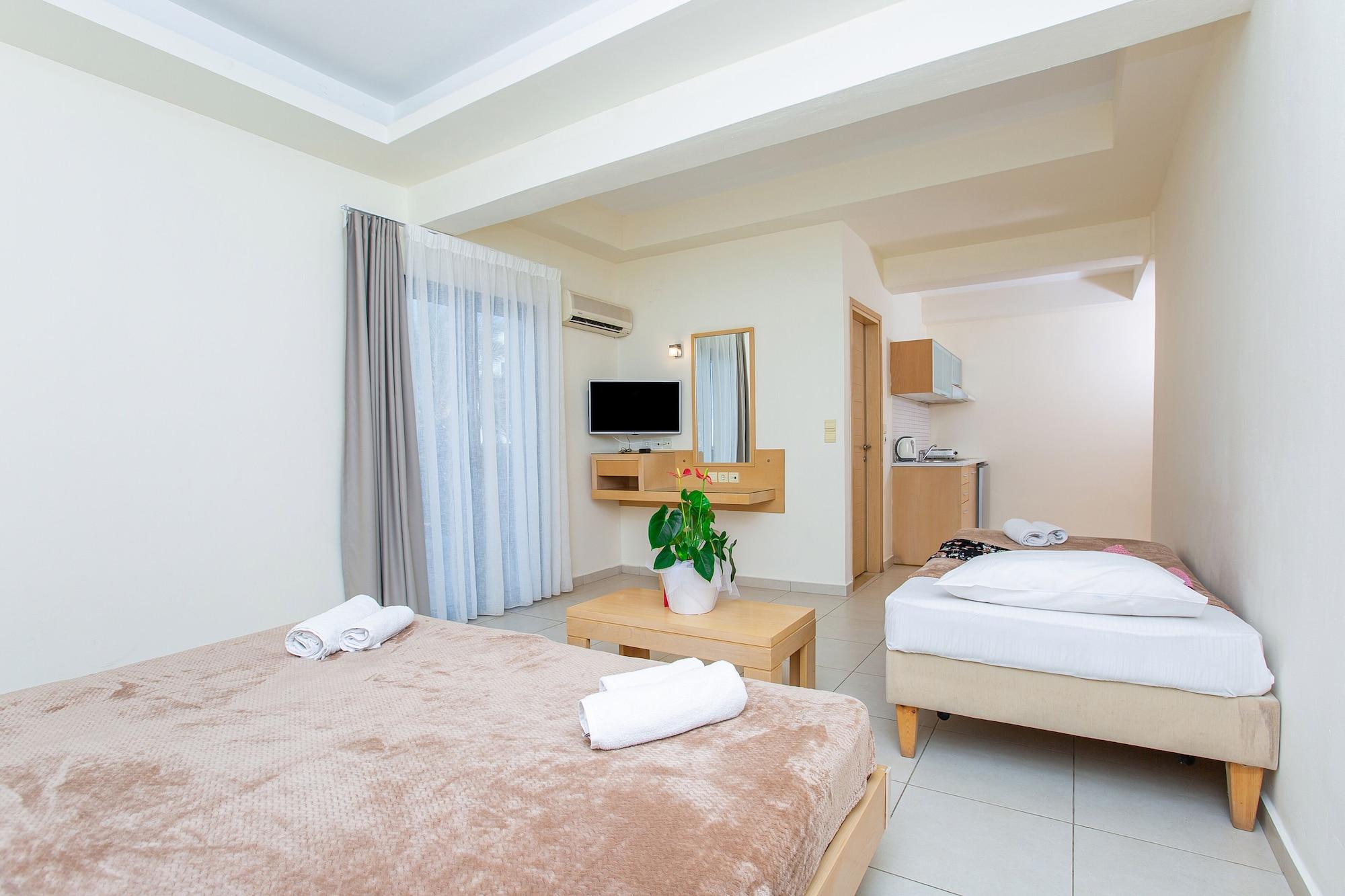 Hermes Hotel Malia Exterior photo