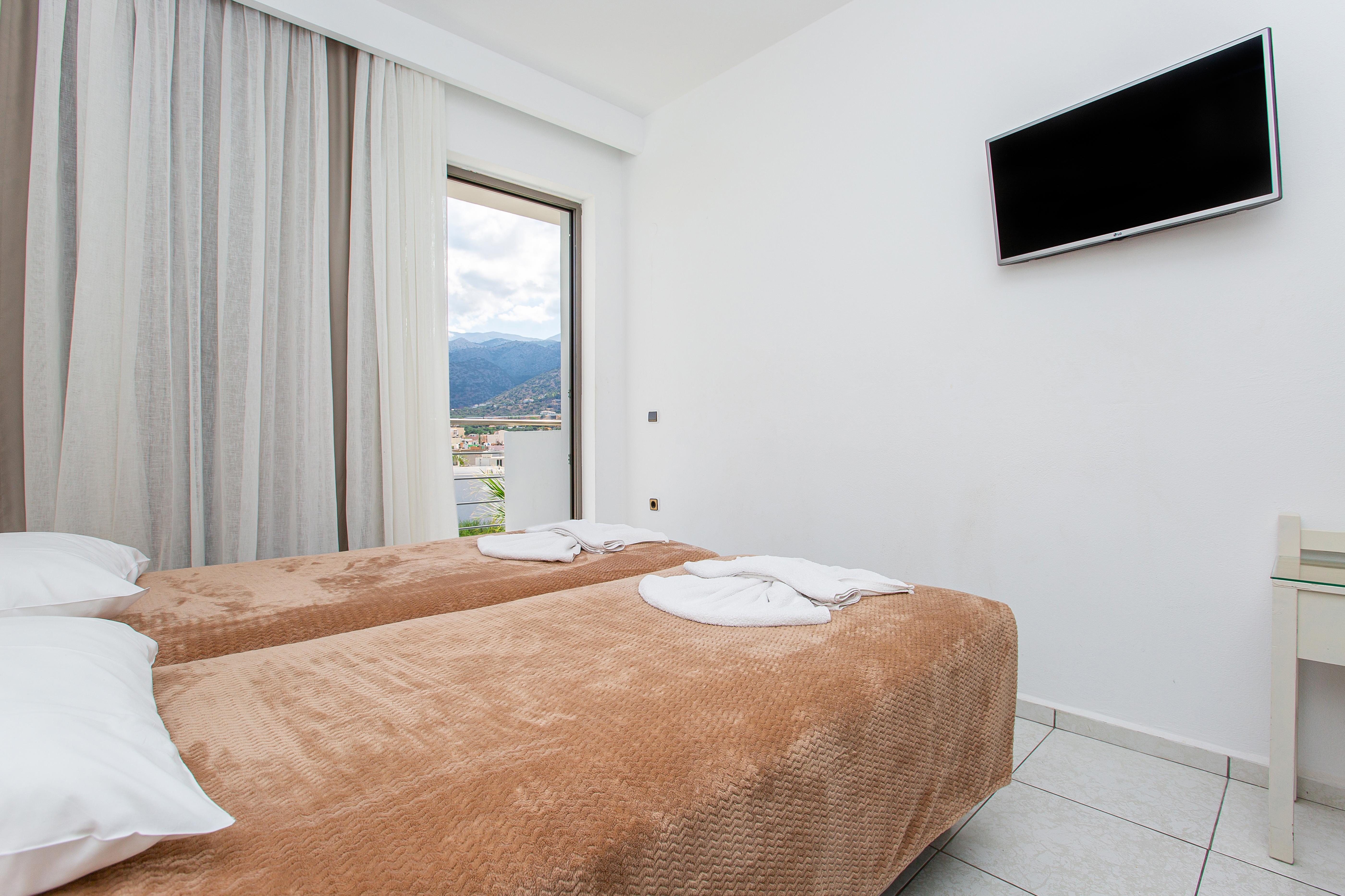 Hermes Hotel Malia Exterior photo