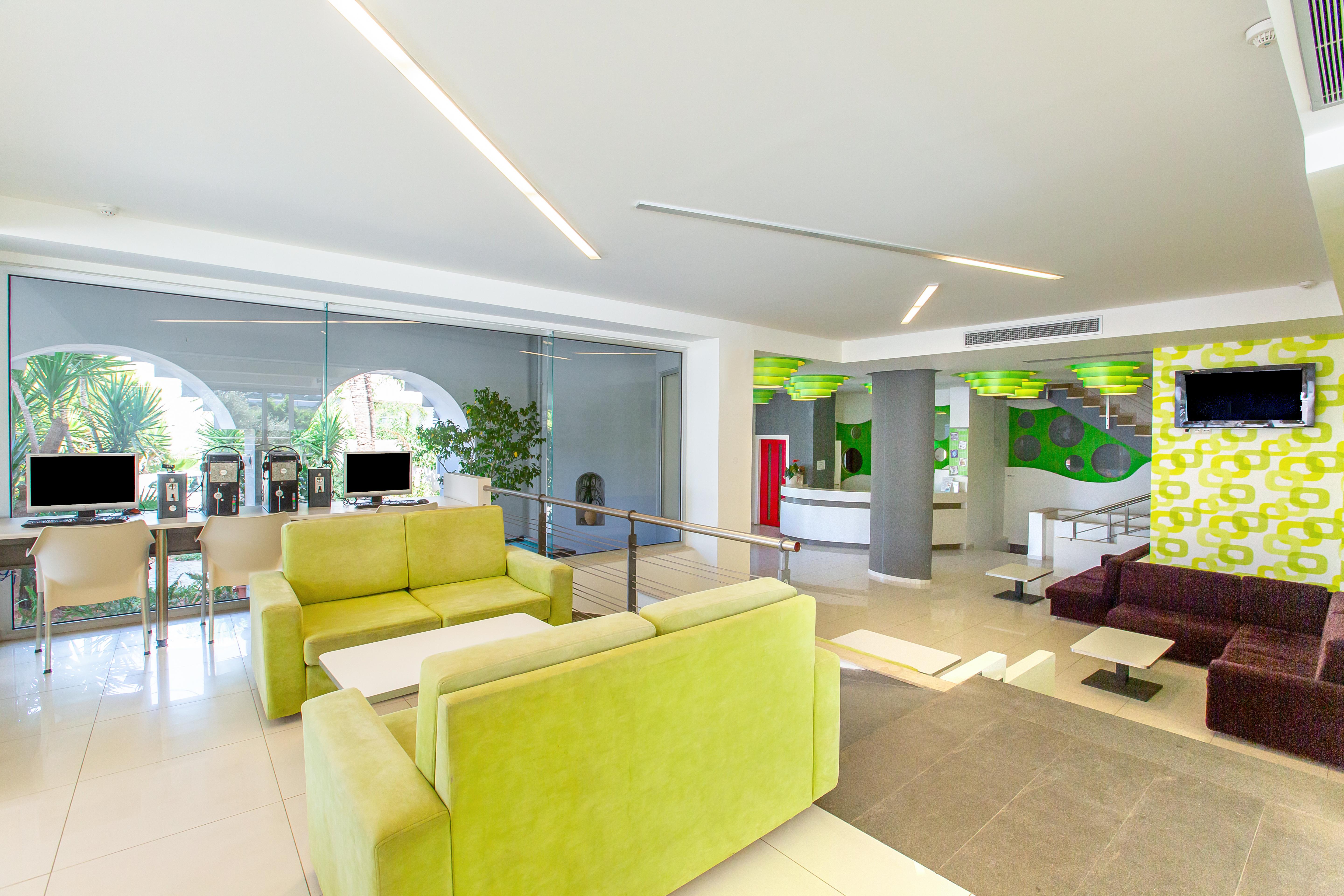 Hermes Hotel Malia Exterior photo
